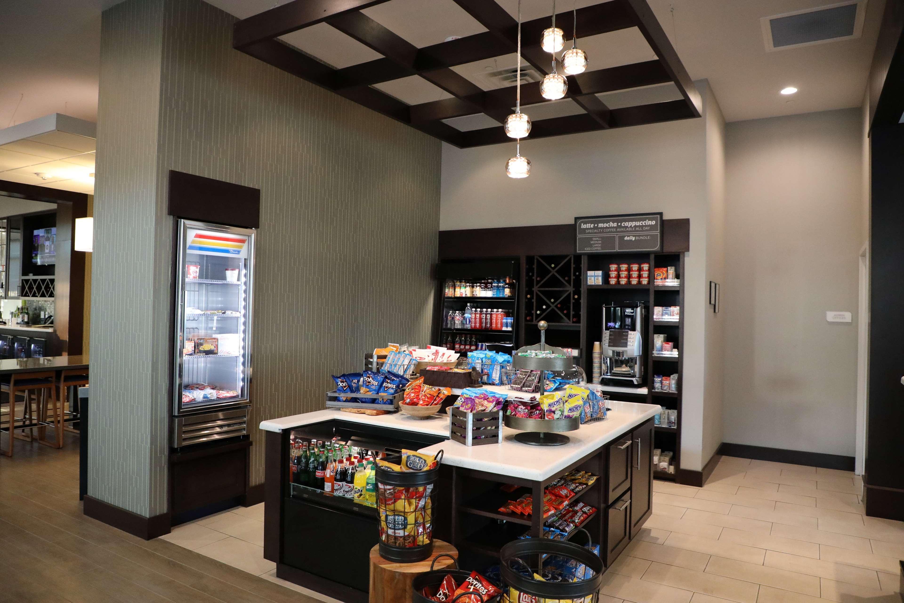 Hilton Garden Inn Austin Airport Екстериор снимка