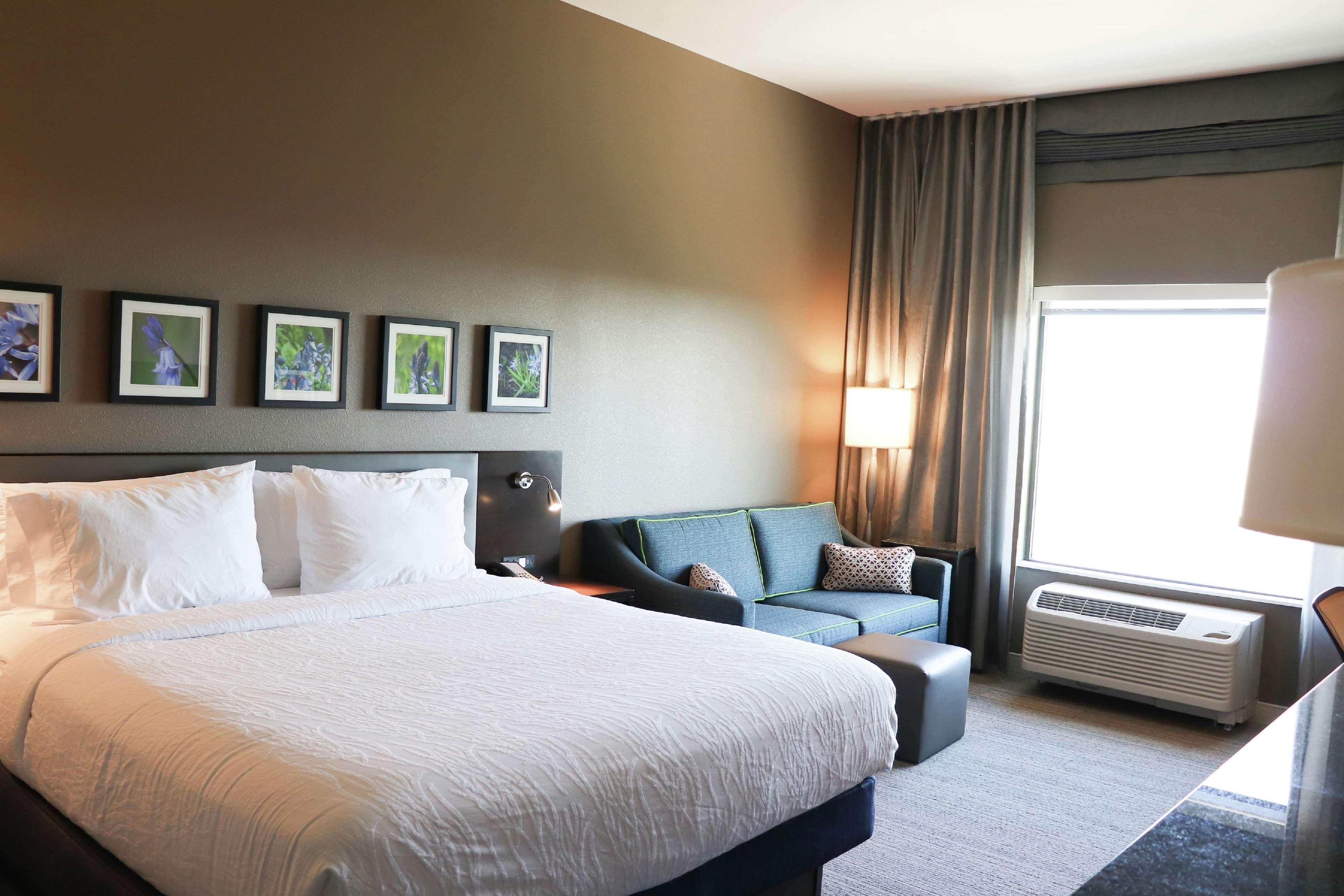 Hilton Garden Inn Austin Airport Екстериор снимка